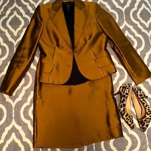 Anne Klein - Women’s Silk Suit - size 8